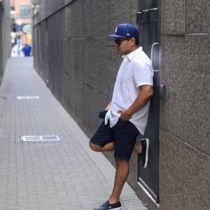 Meet your Posher, Larry